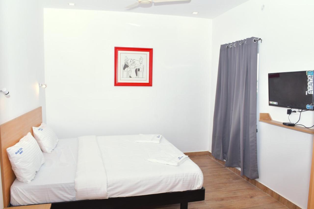 Hotel Bluestone ศรีกาลาฮาสตี ภายนอก รูปภาพ
